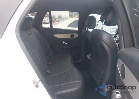 2019 Mercedes-Benz Glc 300 z USA, uszkodzony, nr VIN WDC0G4JB6KV148205